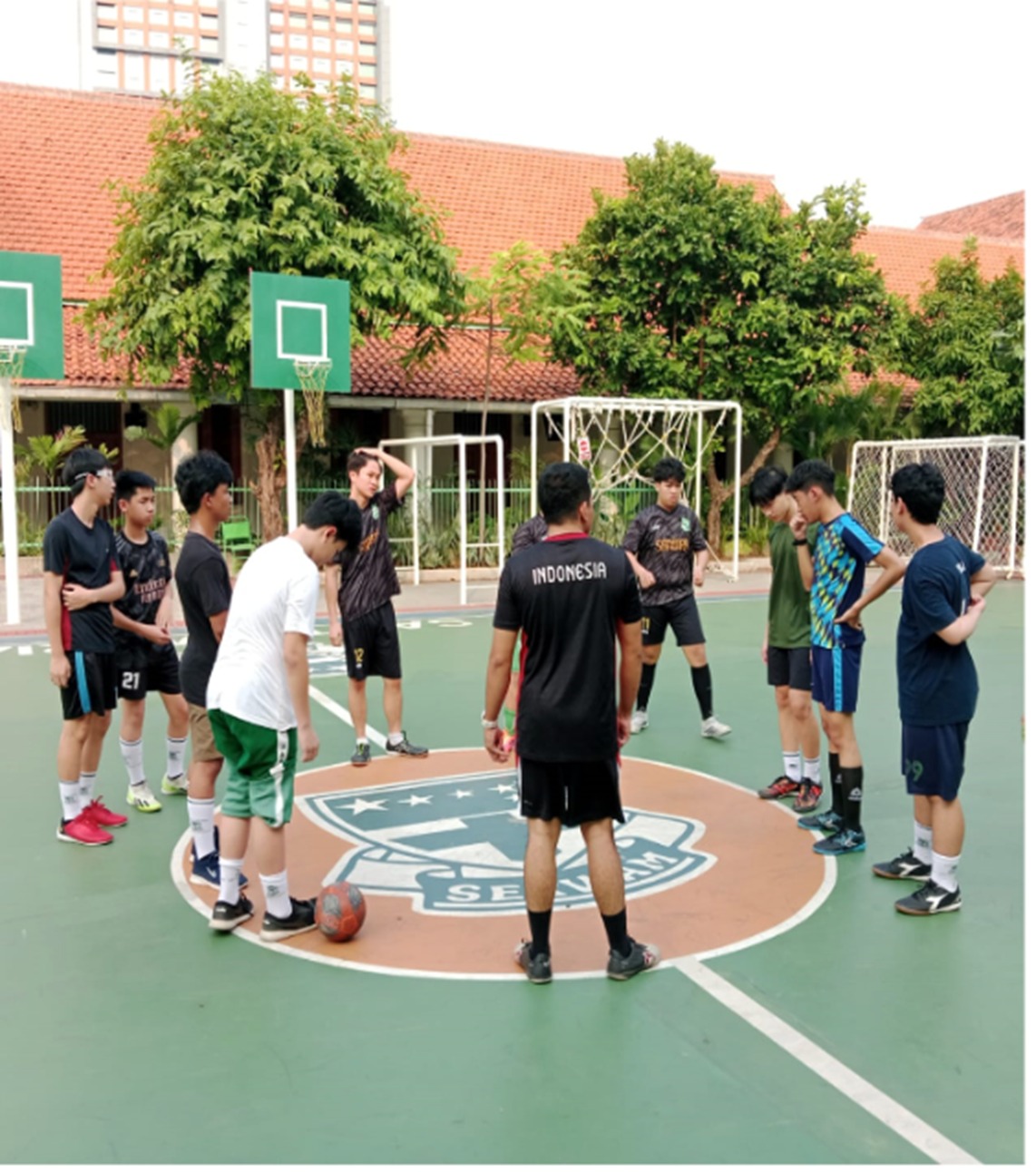 Lingkungan Sekolah SMK 8 NEGERI TANGERANG